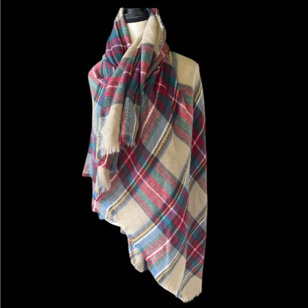 NEAL LINK blanket, scarf for ladies plaid excellent condition super SOFT